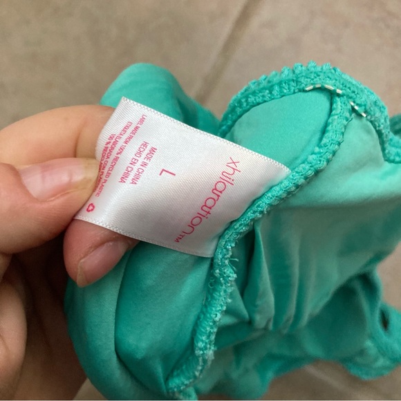 Xhilaration NWT green one piece swimsuit, high-cut, light padding L(8/10) - Picture 11 of 13